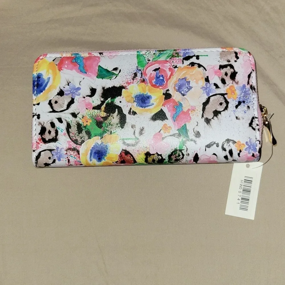 Wallet  - Picture 3 of 4